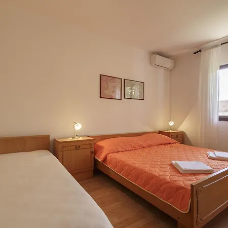 Apartmani Jordana Apartment